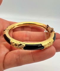 Antique Chinese 24K Yellow Gold Black Gem 8mm 6.5″ Hinged Bracelet Bangle 26.9g