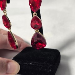 Bijoux Bar Red Crystal Dangle Three-Tiered Red Teardrop Crystals Gold Setting