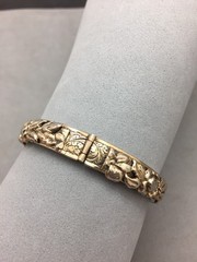 Gold Tone Hinged Bracelet Floral Relief 7″ x 9mm Wide Vintage Safety Chain