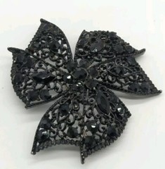 Vintage Jewelry Brooch Pin Classic Black Jet Rhinestone Enameled Black Bow 3″