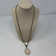 Vintage Gold Tone Floral Intaglio Pendant Necklace Oval Frosted Glass 24 Inch
