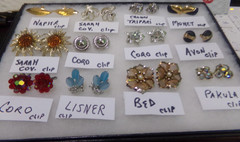 VINTAGE SIGNED EARRING LOT OF 12 CLIP ONS CORO-C TRIFARI-LISNER-SARAH COV-ETC.