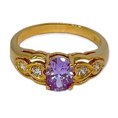 Vintage 1980s Ring Size 8 Lavender CZ Prong Set Gold Plated Band – 14J