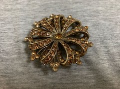 Vintage Liz Claiborne Goldtone Metal & Amber Rhinestone Bow Brooch Pin