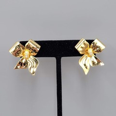 Vintage Tona Bow Gold Plated Pierced Earrings Drop 1.25″