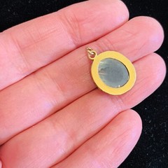 ANTQ Alaska Hematite Pendant 10K Solid Yellow Gold Black GOLD RUSH 3.08gr 21mm