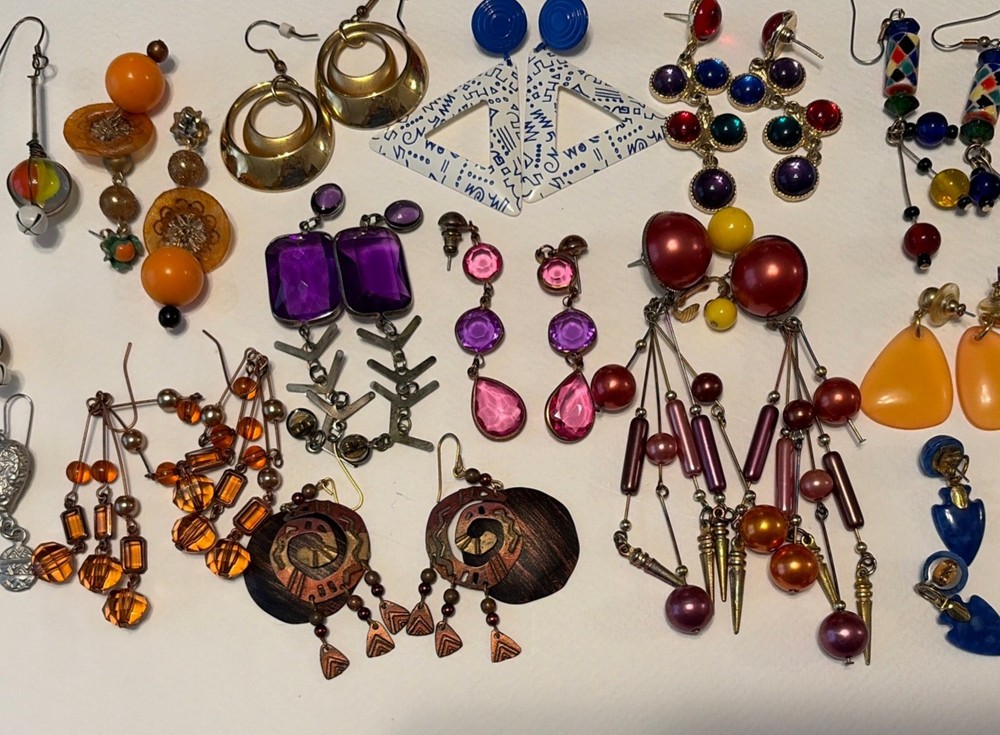 Vintage Retro Mod Pierced Earrings Lot Of 15 Pairs