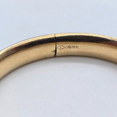 1912 Antique 14k Gold Filled Hinged Bangle Bracelet 7.5″ – Mono, Anna AKR