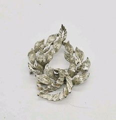 LISNER Brooch LEAF Pin Modern Modernist Signed Textured Vintage 2.25 in