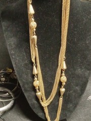 Vintage To Modern Cosrume Jewlery Lot Gold And Silver Tone Necklaces And More!