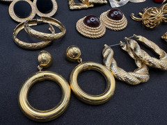 Fun Vintage 90’s Earrings Lot of 19 Chunky Big Gold Tone Earrings Hoops Mix Lot