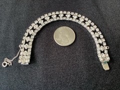 Vintage B David Sparkling Rhinestone 7” Bracelet Safety Chain Prong Set J87