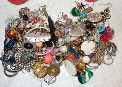 LARGE Vintage SINGLE EARRING LOT w TIN UNTESTED Mixed ASSORTMENT