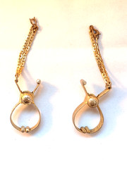 Two Vintage 1950s Gold Tone Glove Clip Purse Ring Holder in Good Condition