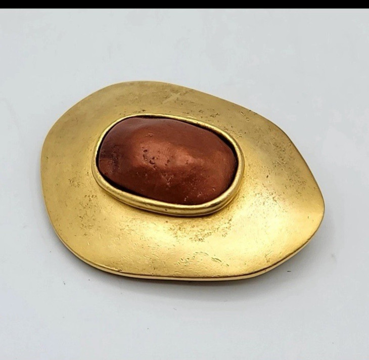 N J D -Vintage “Norma Jean Designs” Pin/Brooch Orange Stone On Gold Tone Signed