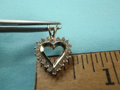 ESTATE 14kt Yellow Gold .25 CT Diamond Fancy Heart Pendant 1.3 Grams Lot 2556