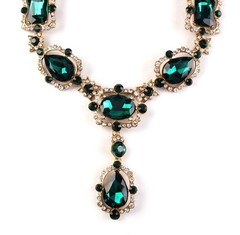 Vintage Crystal Statement Necklace Rhinestone Bib Choker for Women