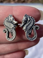 Vintage Sterling Silver Screw Back Charming Seahorse Earrings Marked 6 Grams