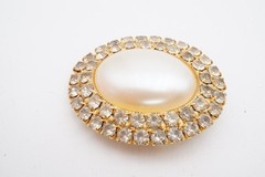 Vintage Brooch Pin Gold Tone Rhinestone Faux Pearl Cabochon
