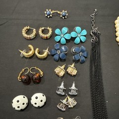 Large Lot Vintage Costume Jewelry Napier Monet Trifari Joan Rivers Heidi Klum ++
