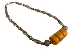 ATQ Yemeni Bedouin Ethnic Butterscotch Bakelite Silver Alloy Beads Necklace 19.5