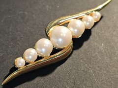 Vintage Monet Swirl Bar Brooch Seven Faux Pearls Graduated Gold Tone Polished