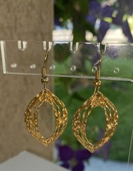 Vintage 1970s Gold Tone Marquise Shape Drop Earrings With Open Center