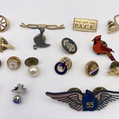 Vtg Lot Of Pins Lapel Pins Tie Tacks Collar Bar Silver And Gold Tone 28 Pieces