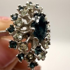 Vintage 19K HGE Blue Green Rhinestone Cluster Cocktail Ring Missing Stone S 6.75