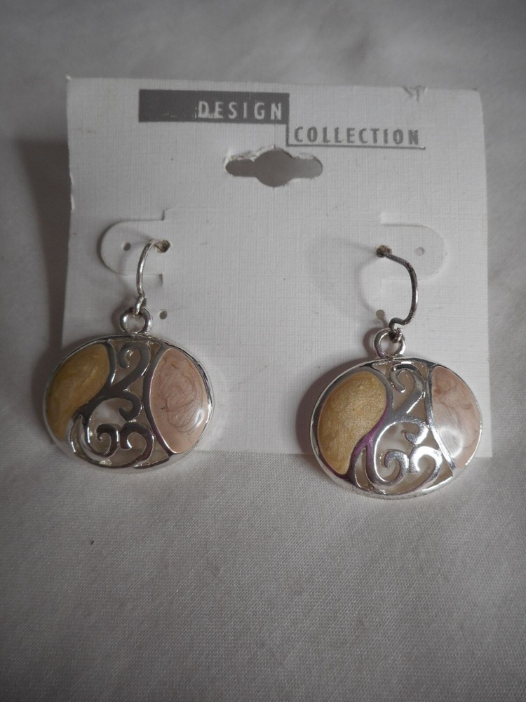 Vintage Estate Costume dangle Earrings swirly creamy beige and silver