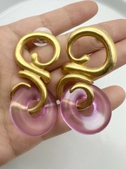 Vintage Gold Plated Swirl Frosted Pink Ring Earrings
