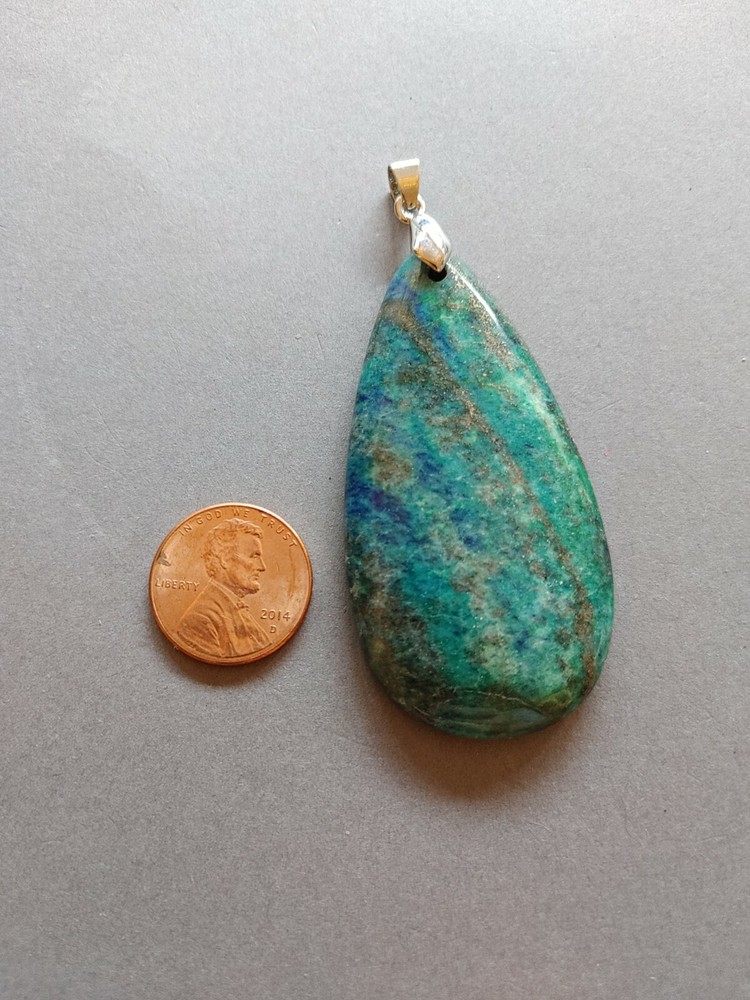 Vintage pendant silver tone metal azurite gemstone blue green elongated teardrop