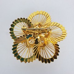 Vintage Monet Gold Tone Open Metal Wire Clear Rhinestones Flower Brooch Pin