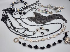 Vtg-Mod Jewelry Lot Silver Tone Black Glass Crystal Chain Pendant Necklace