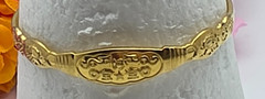 Xuping Gold Tone Expandable Bangle Bracelet Chinese Symbols 6.5 Inch 9.2mm