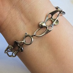 Vtg 900 Silver Panel Bracelet 17.16g Fine Jewelry 8.25″ Artisan Spring Ring