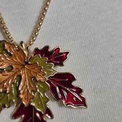 Tri-Colored Enamel Maple Leaf Pendant Necklace Gold Tone Chain