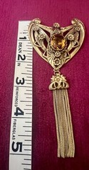 GOLDTONE ART NOUVEAU 5” FABULOUS ORNATE FLORAL BROOCH TOPAZ COLOR STONE W/TASSEL