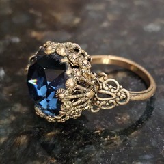 VTG RING Gold Wash Blue Glass Sapphire Cocktail Dome Sz 8.5