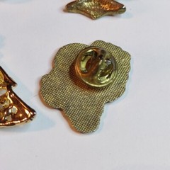 Vintage Christmas Brooches Trees / Bells / Santa / Poinsettia pins lot Of 6