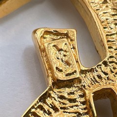 YVES SAINT LAURENT YSL Vintage Gold-Plated Rhinestone Brooch – Women’s