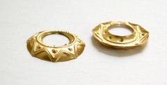 1 Hole Raw Brass Tribal Round Charm Pendant Drop (6) mtl395B
