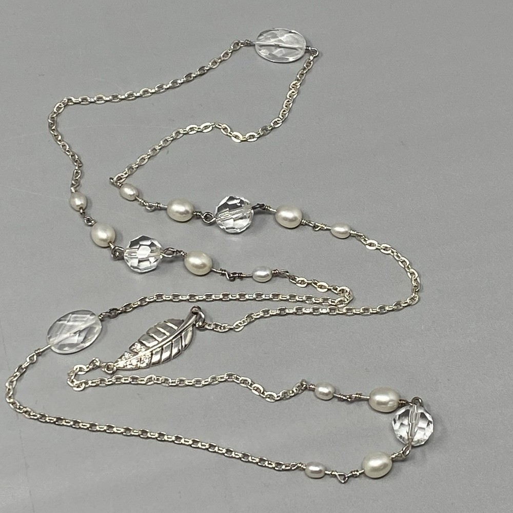 Silver Tone Chain Necklace Clear Glass Beads Faux Pearl Leaf Station Endless 31″