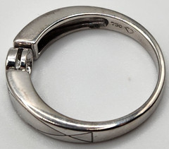 18k White Gold Diamond Ring Size 6.5 w/appraisal paperwork No Box Please Read