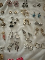 Lot Of 50 Clip On Earrings, Lisner Butterfly, Trifari And Other Brands