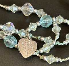 Brenda Perruzza Crystal & Glass Lariat, 23” total length – NWOT