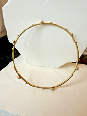 18k Yellow Gold Textured Bangle Bracelet W/ Purple Cabochon Gemstones