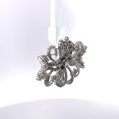 18k White Gold Natural Diamond Vintage Brooch Pin
