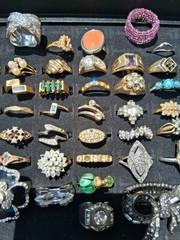 VTG Costume Ring Lot all repair 40s to 90s Era 45 rings 18kge, Vargas, Uncas Etc