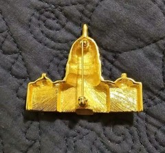 Vintage 1970 Monet United States Capitol Brooch Pin